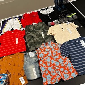 NWT/GUC 4T thru 6/7 boys clothing bundle 32 pieces!!